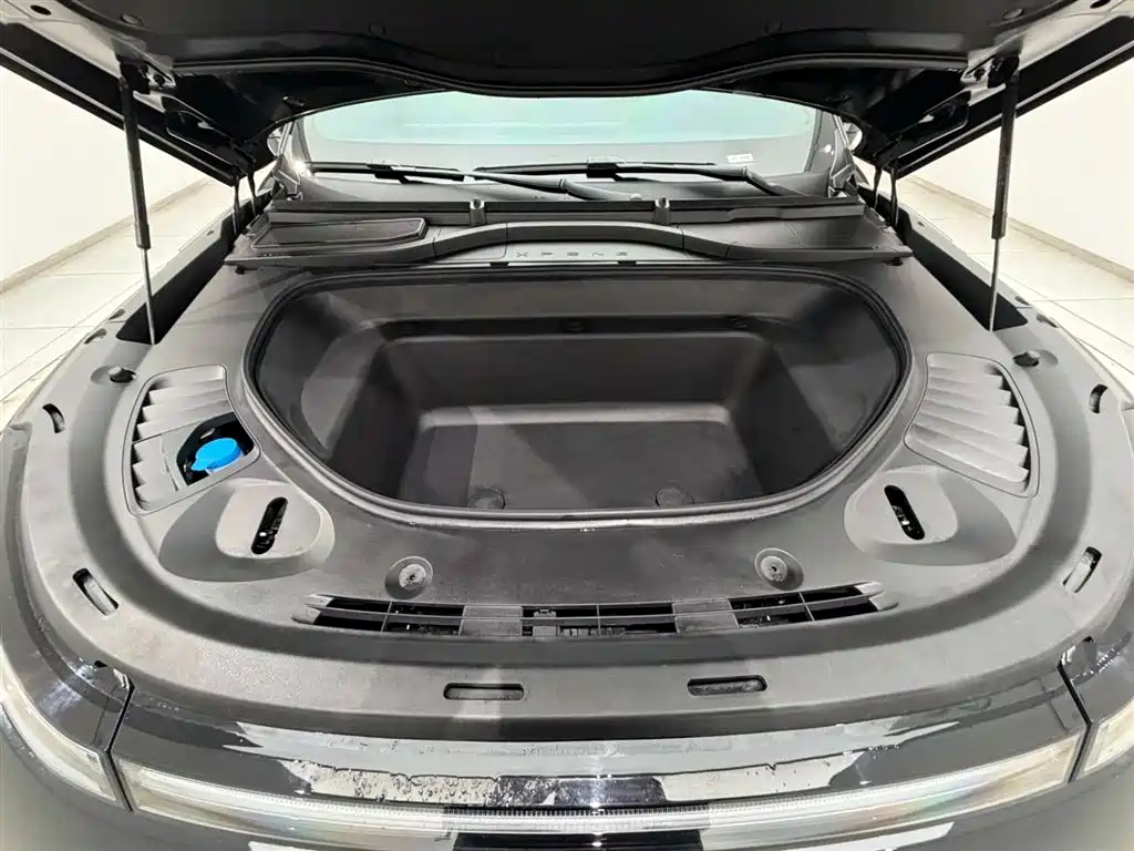 XPeng XPeng G9 2025 680 Ultra Long Range AWD Max 2025 - thumbnail 18