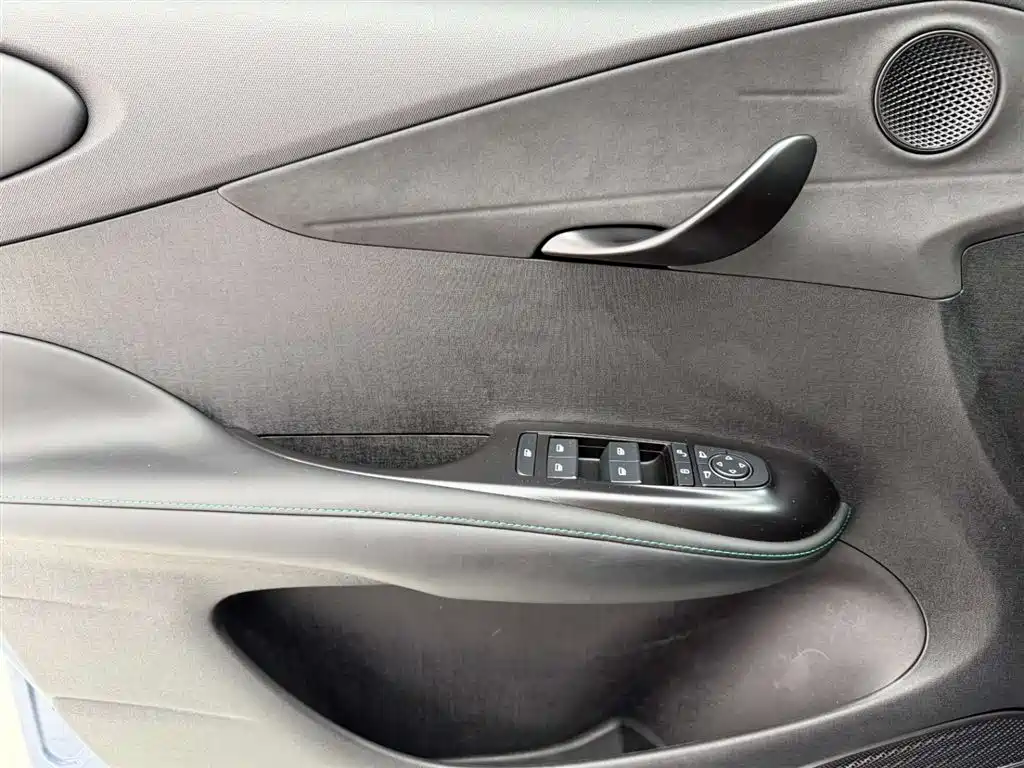 BYD Dolphin 2025 Model 420km Active Edition 2024 - thumbnail 22