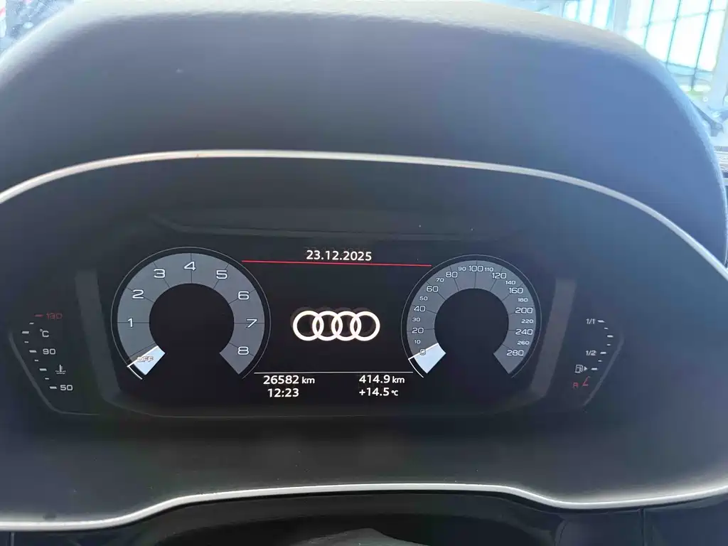 Audi Audi Q3 2022 35 TFSI Fashion Elegant Model 2022 - thumbnail 26