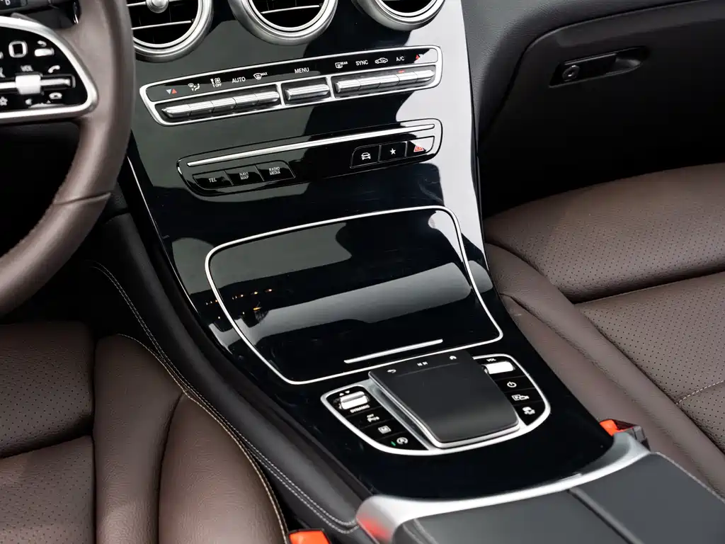 Mercedes-Benz Mercedes-Benz GLC 2022 GLC 260 L 4MATIC Sport Edition 2022 - thumbnail 13