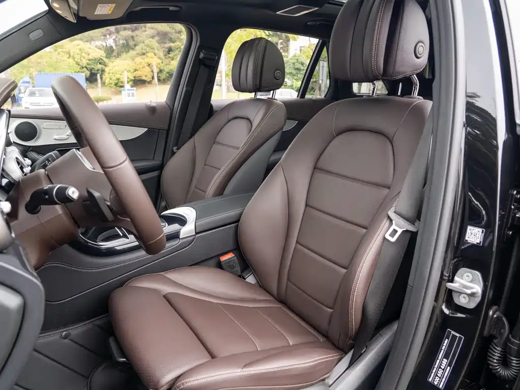 Mercedes-Benz Mercedes-Benz GLC 2022 GLC 260 L 4MATIC Sport Edition 2022 - thumbnail 15