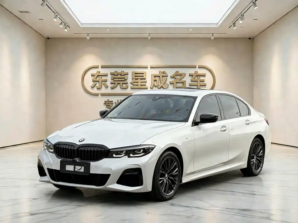 BMW BMW 3 Series 2022 330i M Sport Shadow Night Package 2022