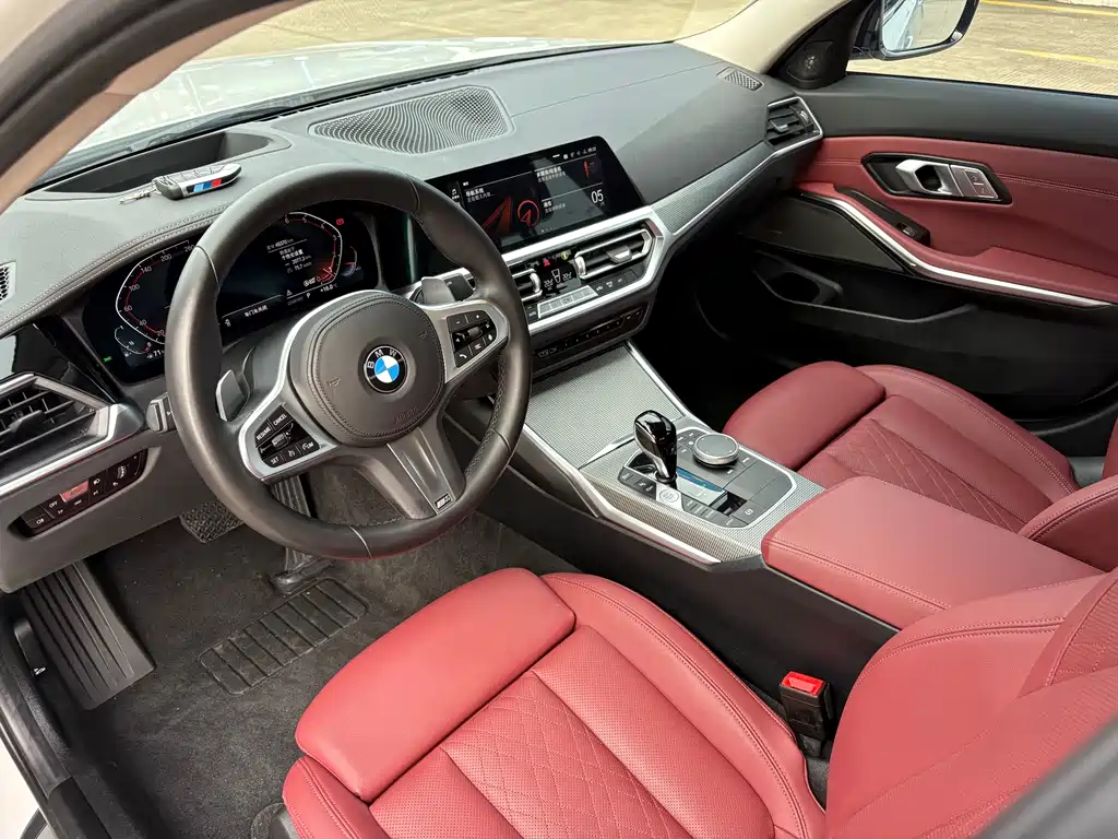 BMW BMW 3 Series 2022 330i M Sport Shadow Night Package 2022 - thumbnail 7