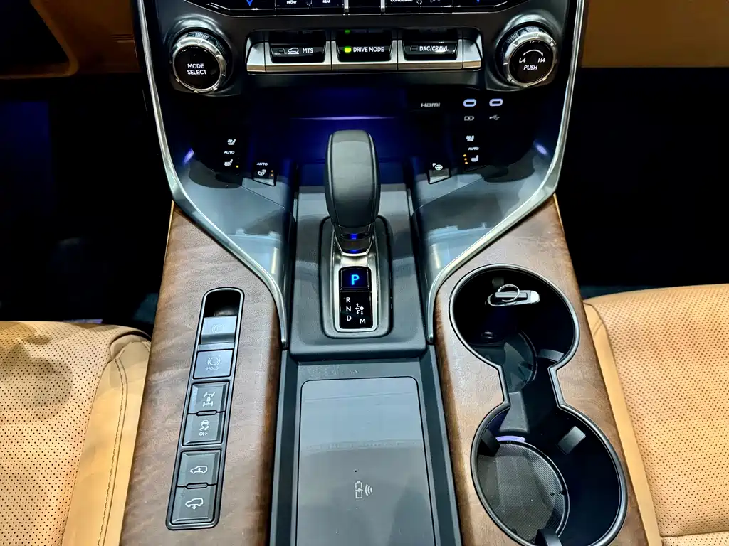 Lexus Lexus LX 2025 700h Lingjie Edition 2025 - thumbnail 19