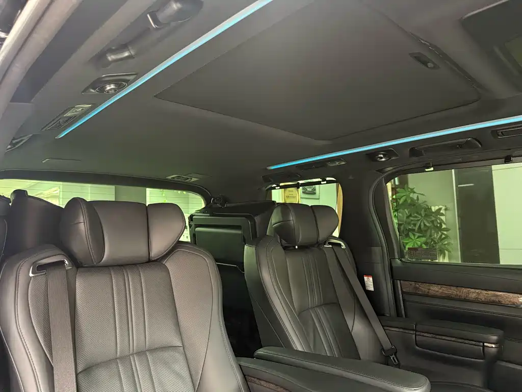 Toyota Alphard 2021 Crown Hybrid 2.5L HV Luxury Version 2022 - thumbnail 29