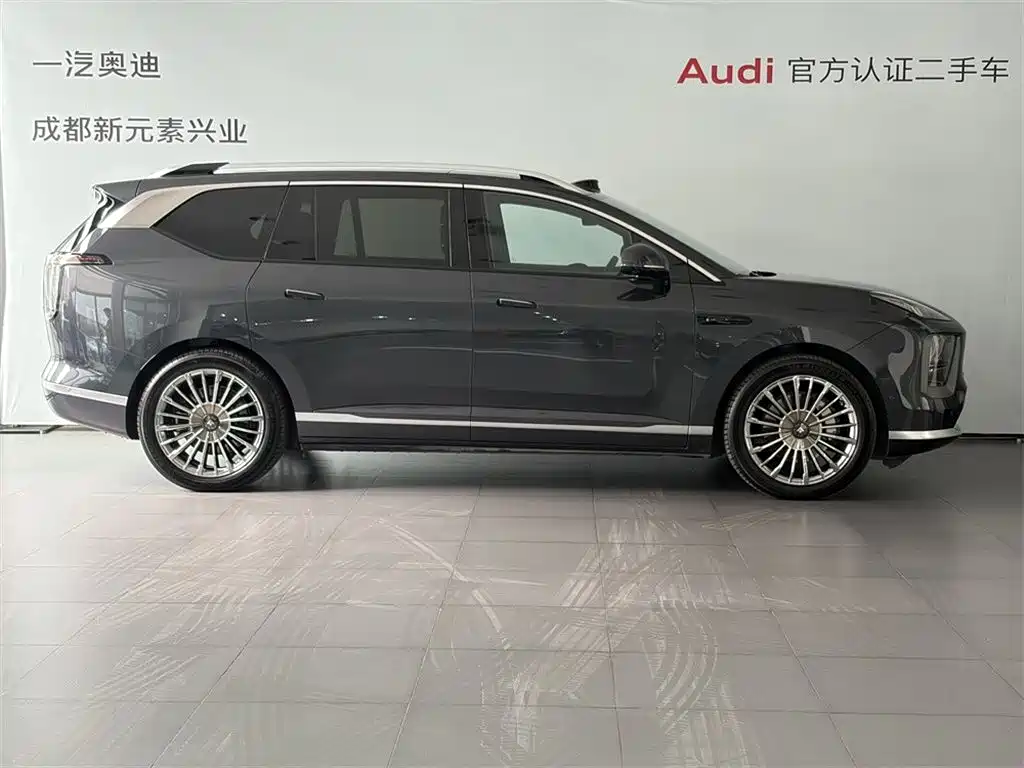 GAC Hyper Hyper HL 2025 700 Ultra 6-seat AWD LiDAR Edition 2025 - thumbnail 3