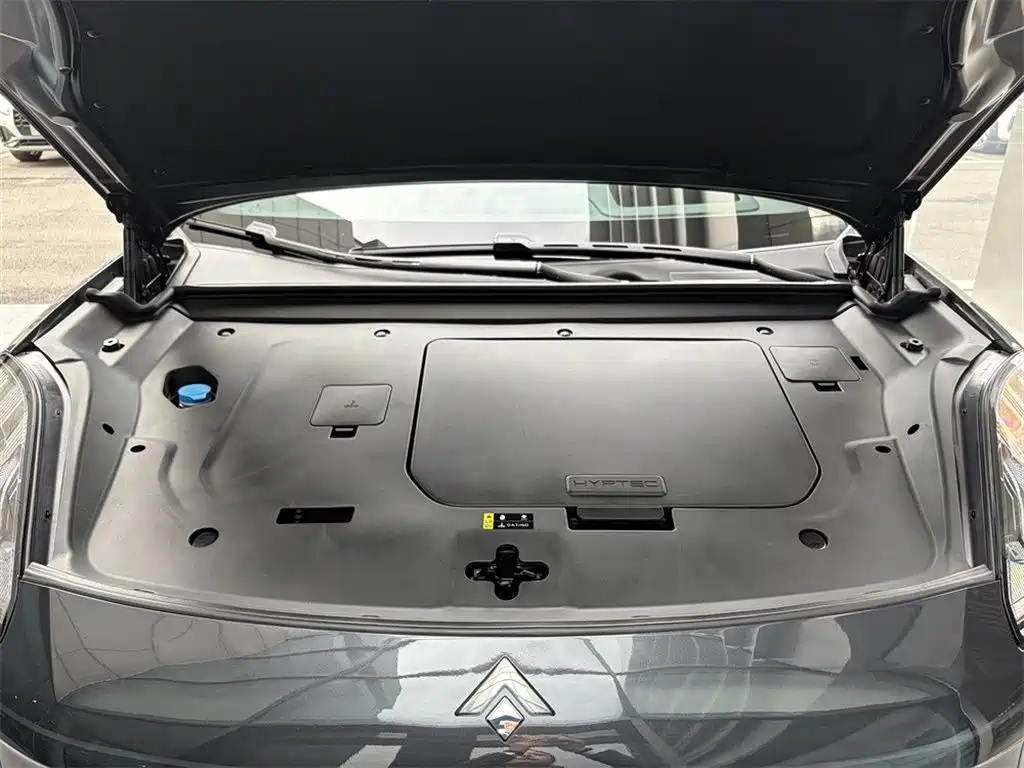 GAC Hyper Hyper HL 2025 700 Ultra 6-seat AWD LiDAR Edition 2025 - thumbnail 8