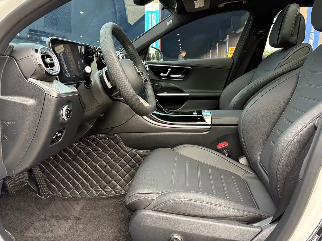 Mercedes-Benz Mercedes-Benz C-Class 2024 C 260 L Sport Edition 2024 - thumbnail 13
