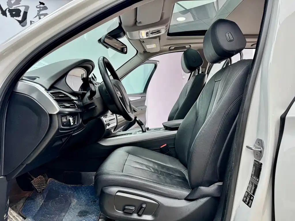 BMW BMW X5 (Imported) 2017 xDrive35i Elegant US Specification Version 2019 - thumbnail 6