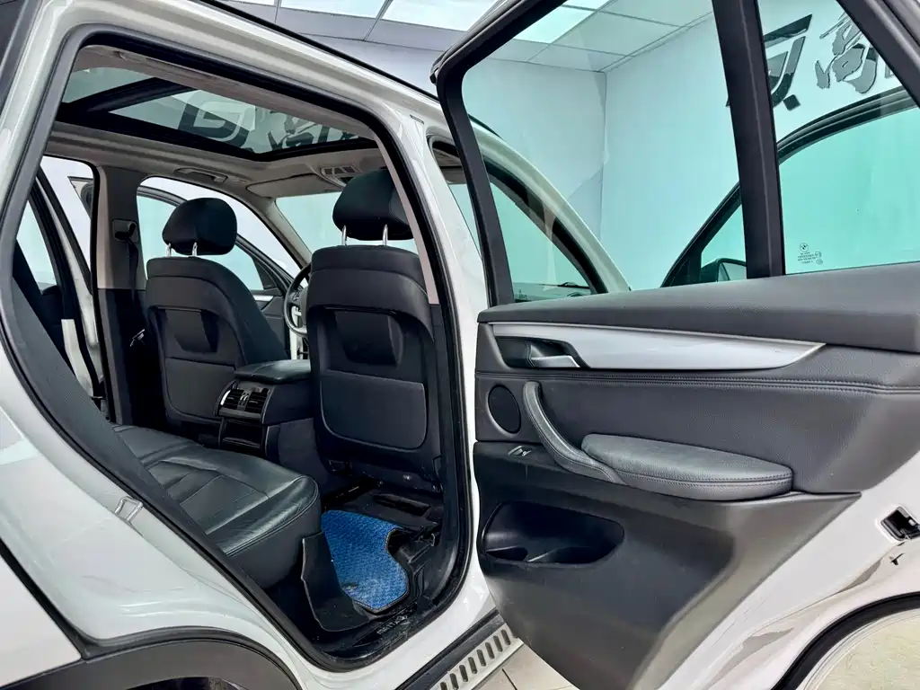 BMW BMW X5 (Imported) 2017 xDrive35i Elegant US Specification Version 2019 - thumbnail 11