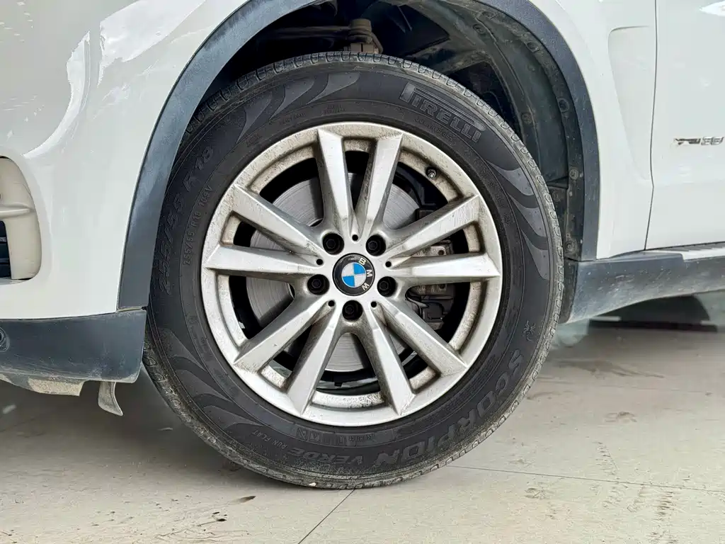 BMW BMW X5 (Imported) 2017 xDrive35i Elegant US Specification Version 2019 - thumbnail 22