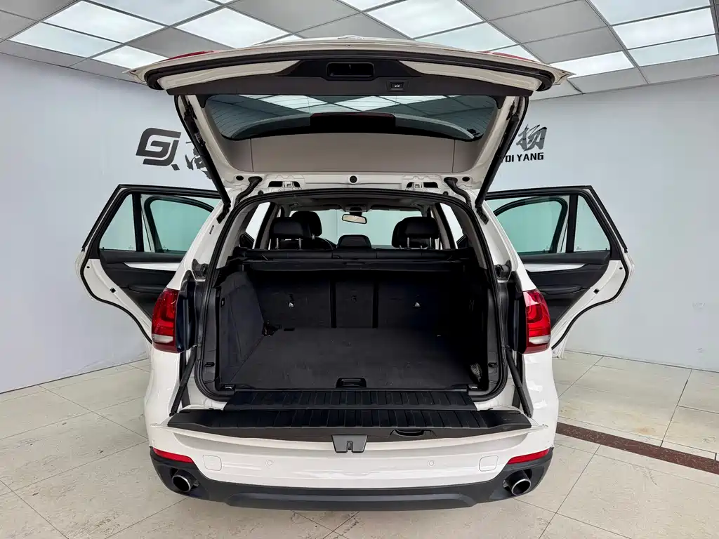 BMW BMW X5 (Imported) 2017 xDrive35i Elegant US Specification Version 2019 - thumbnail 24