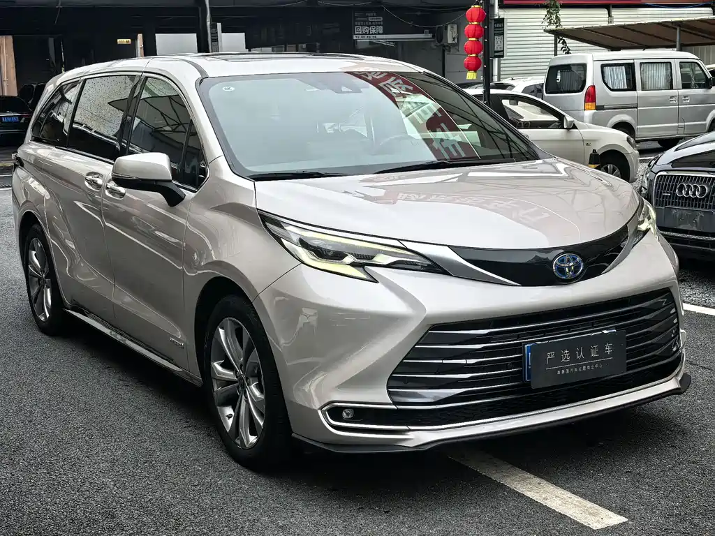 Toyota Toyota Sienna 2021 2.5L Hybrid Limited Premium Edition 2023 - thumbnail 3