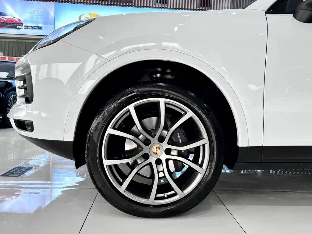 Porsche Porsche Cayenne 2023 3.0T Platinum Edition 2023 - thumbnail 28
