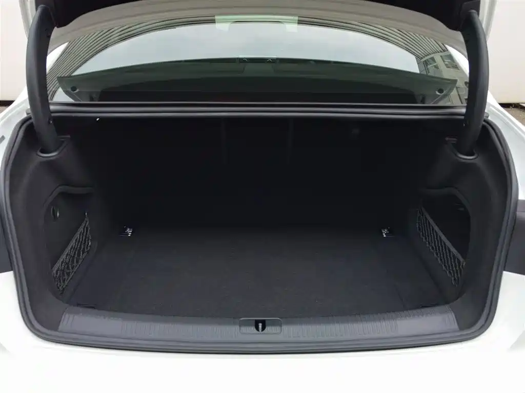 Audi Audi A4L 2020 40 TFSI Premium Dynamic Edition 2020 - thumbnail 6