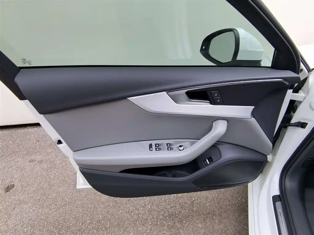 Audi Audi A4L 2020 40 TFSI Premium Dynamic Edition 2020 - thumbnail 11
