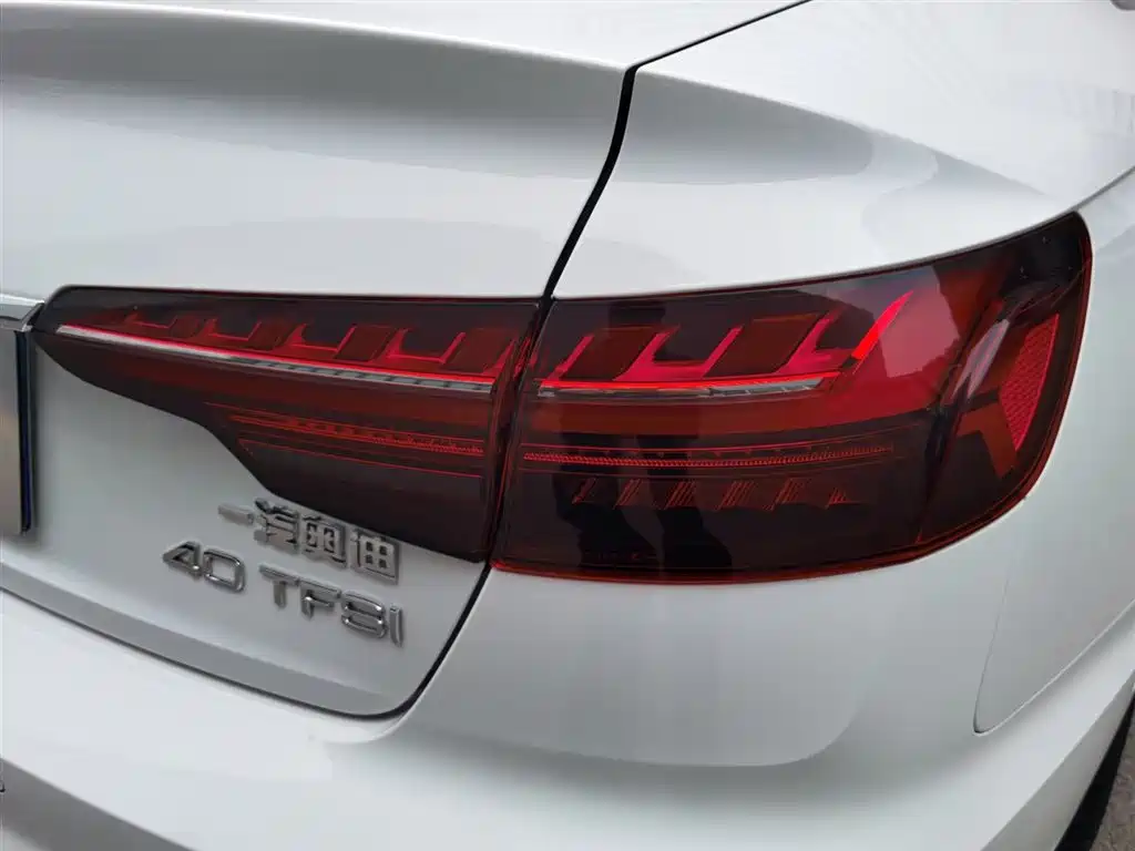 Audi Audi A4L 2020 40 TFSI Premium Dynamic Edition 2020 - thumbnail 28