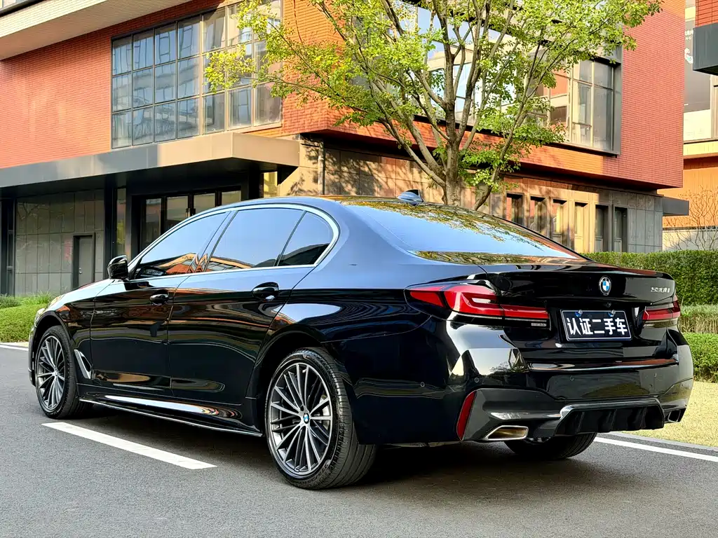 BMW BMW 5 Series 2022 530Li Leading Model M Sport Package 2022 - thumbnail 4