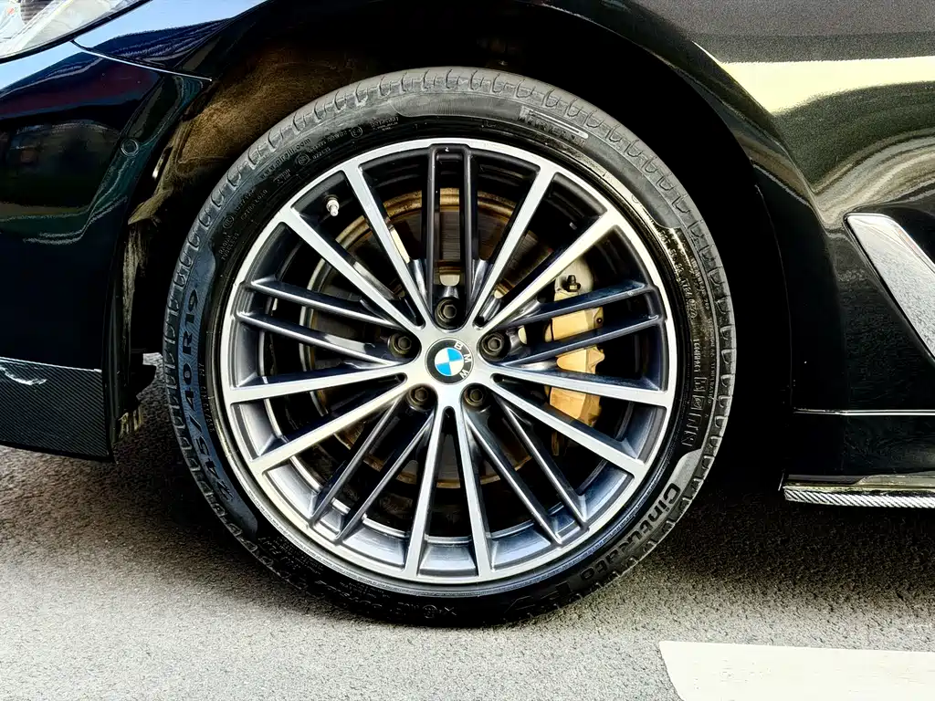 BMW BMW 5 Series 2022 530Li Leading Model M Sport Package 2022 - thumbnail 8