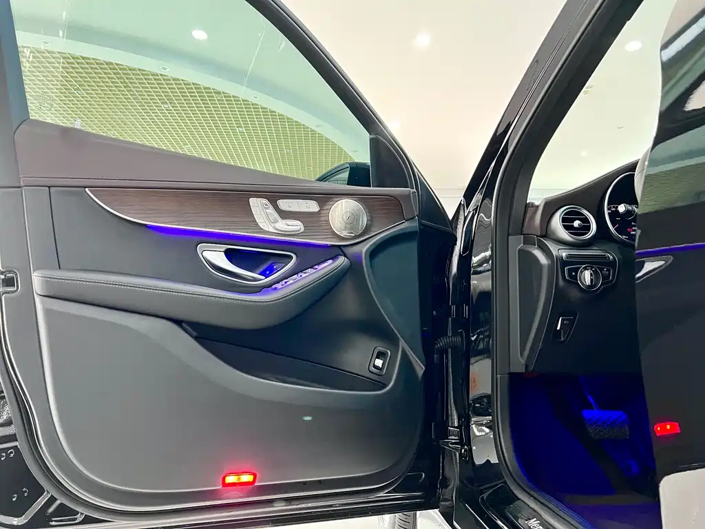 Mercedes-Benz Mercedes-Benz GLC 2022 Facelift GLC 300 L 4MATIC Dynamic Model Premium Edition 2023 - thumbnail 20