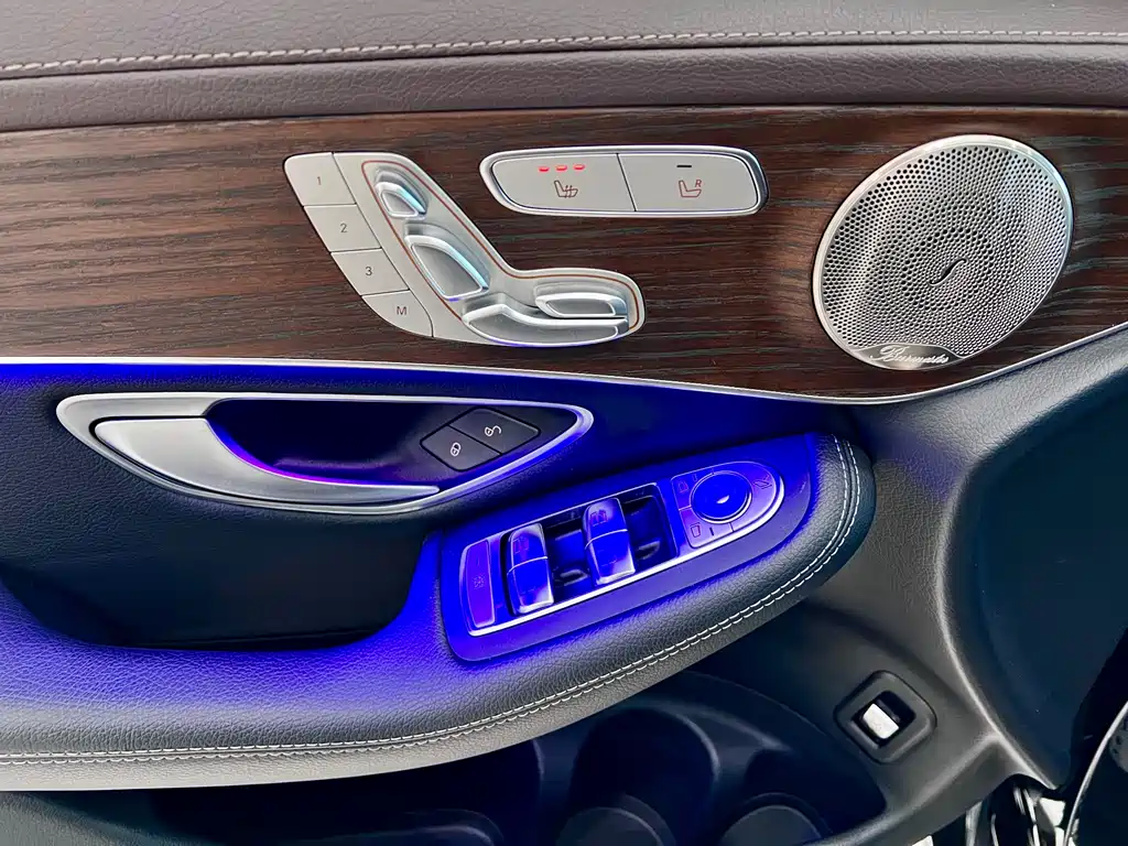 Mercedes-Benz Mercedes-Benz GLC 2022 Facelift GLC 300 L 4MATIC Dynamic Model Premium Edition 2023 - thumbnail 21