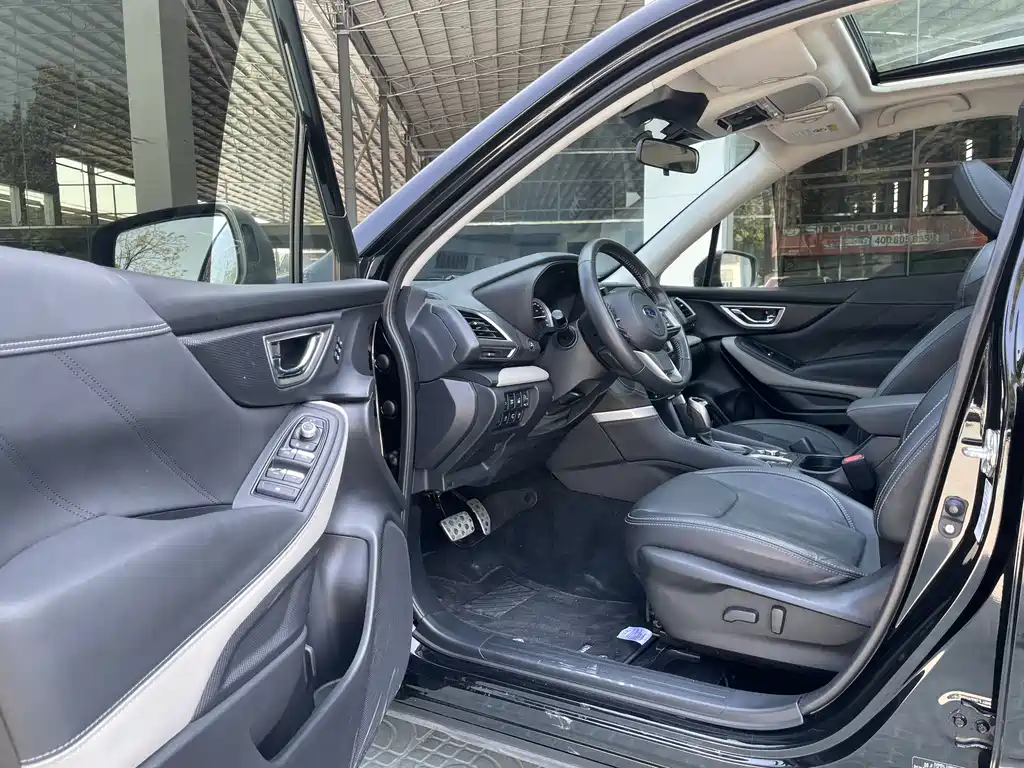 Subaru Subaru Forester 2022 2.0i AWD Premium Edition EyeSight 2022 - thumbnail 16