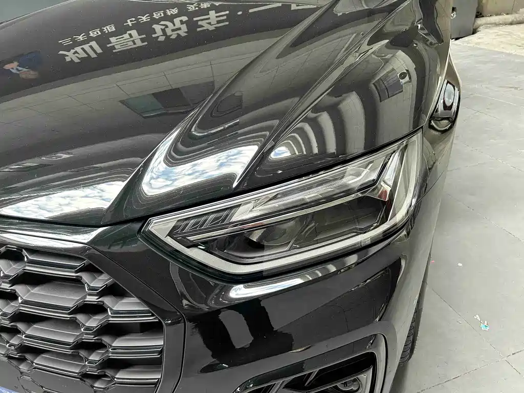 Audi Audi Q5L 2024 40 TFSI Luxury Dynamic Model 2025 - thumbnail 4