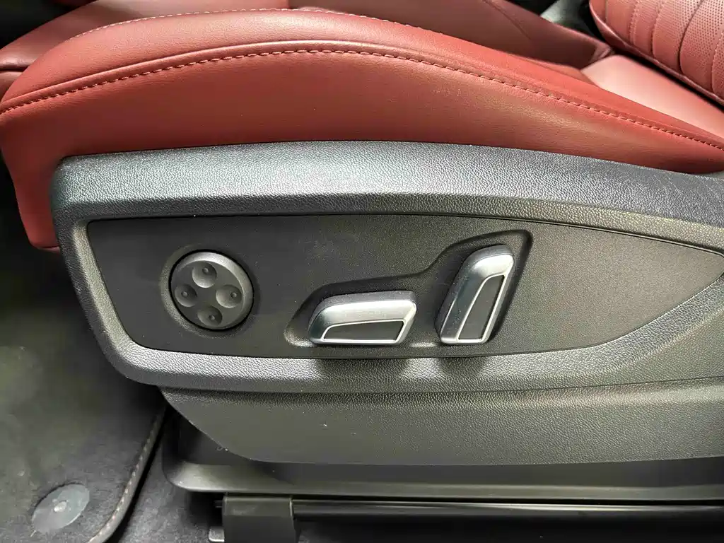 Audi Audi Q5L 2024 40 TFSI Luxury Dynamic Model 2025 - thumbnail 12