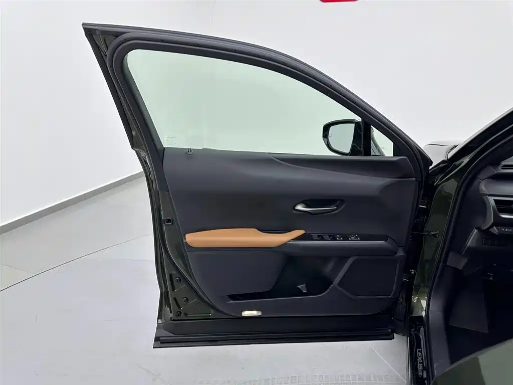 Lexus Lexus UX 200 Special Edition 2020 2022 - thumbnail 8