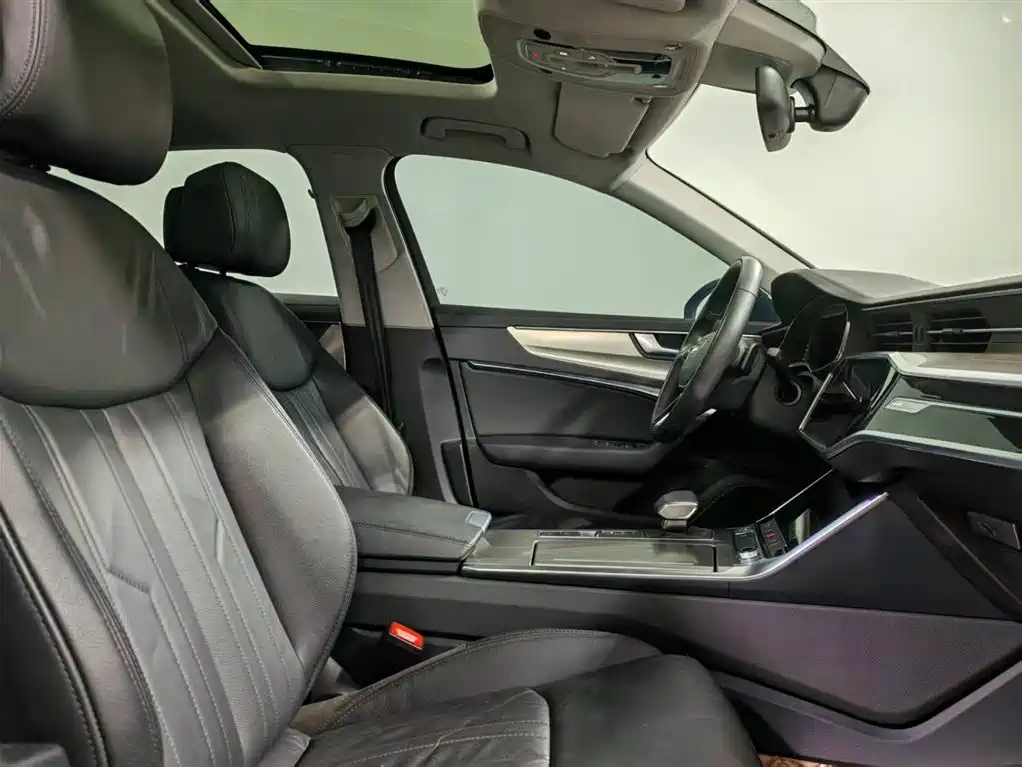 Audi Audi A6L 2020 40 TFSI Luxury Elegant Model 2020 - thumbnail 8