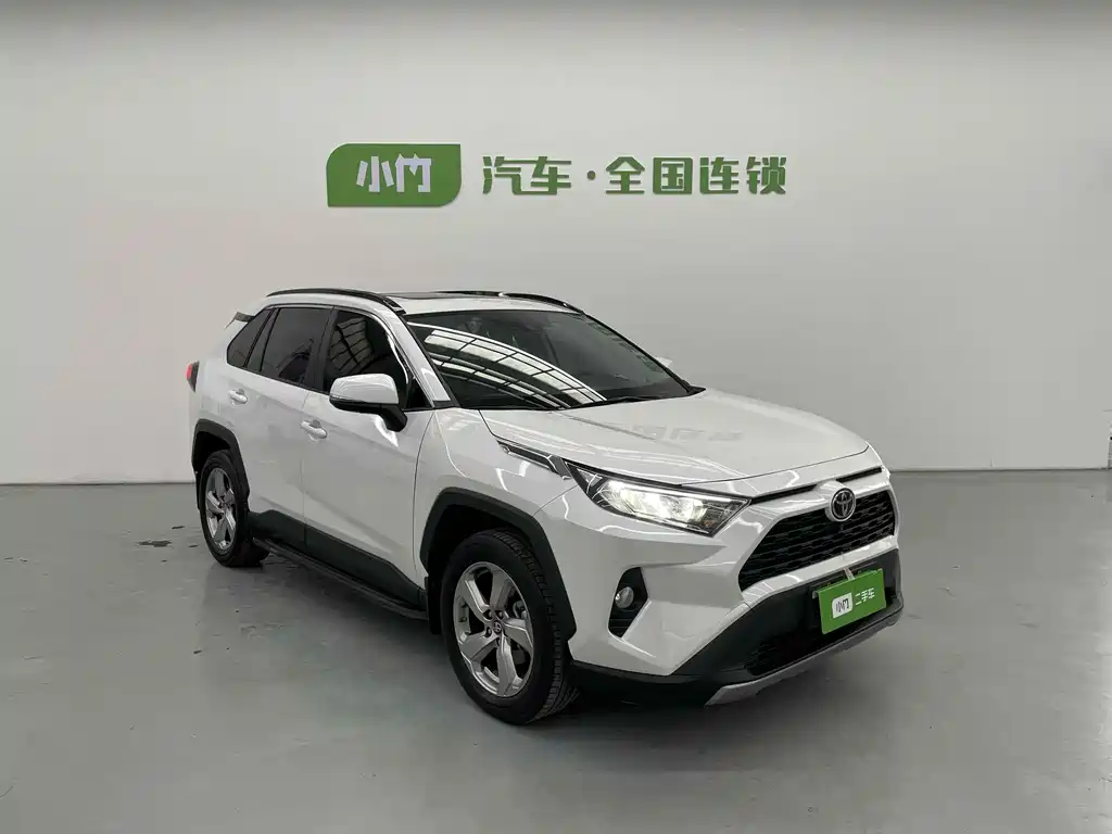 Toyota RAV4 2021 2.0L CVT AWD Fashion Plus Edition 2022 - thumbnail 4
