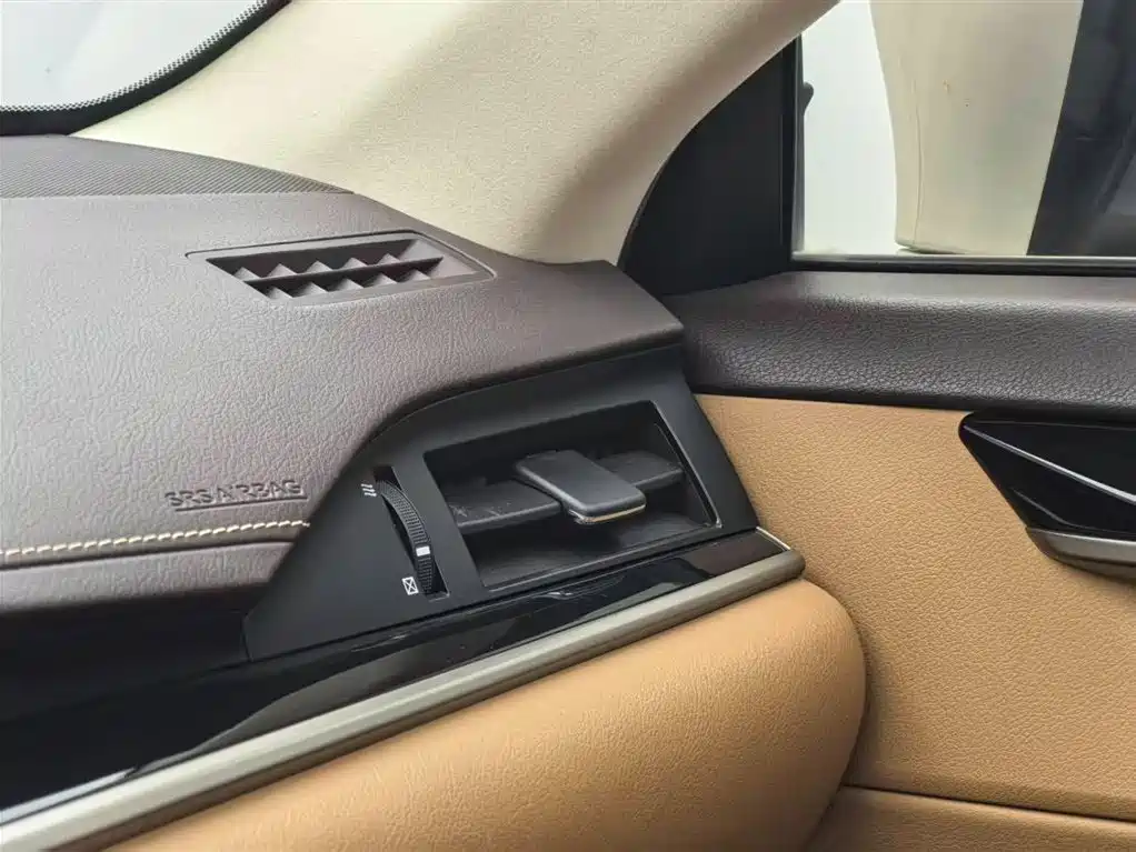 Lexus Lexus ES 2015 200 Elite Edition 2018 - thumbnail 8