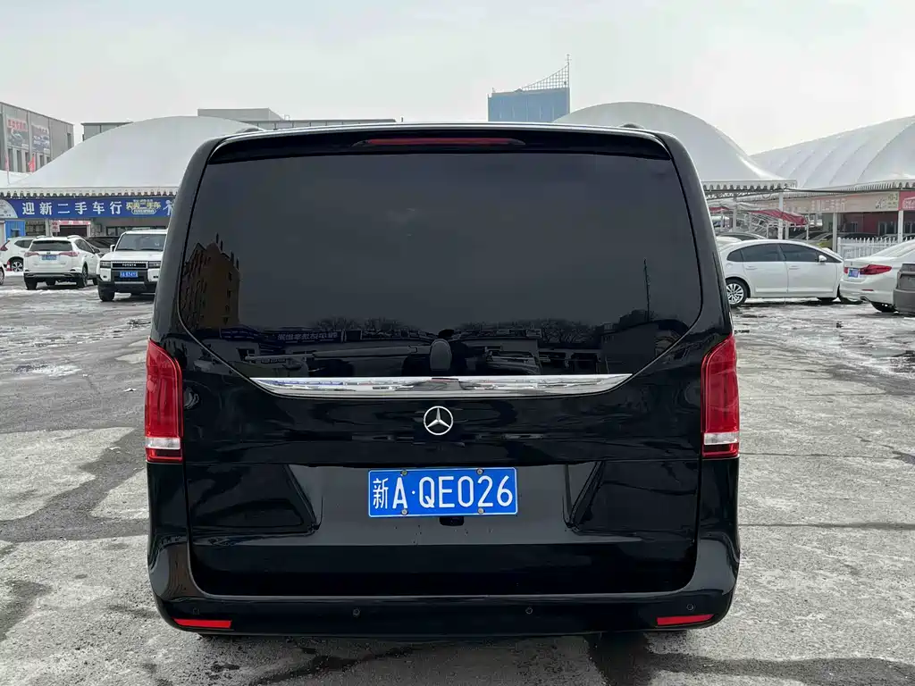 Mercedes-Benz Mercedes-Benz V-Class 2021 V 260 L Long Wheelbase Premium Edition 2023 - thumbnail 8