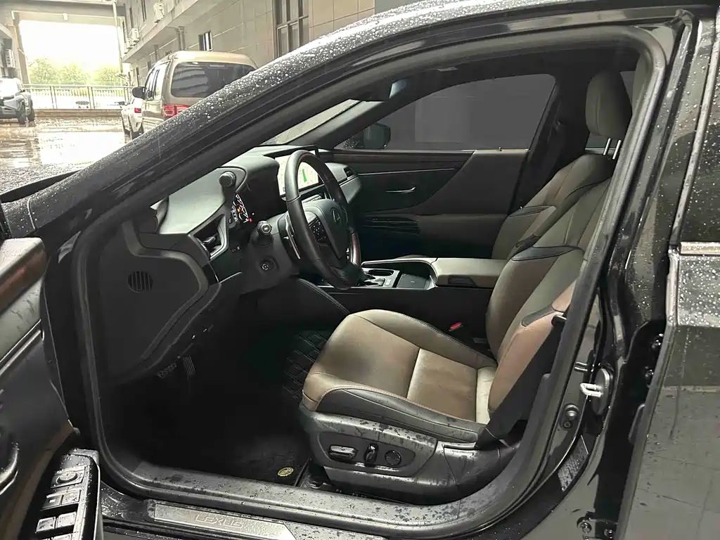 Lexus Lexus ES 2022 200 Luxury Edition 2023 - thumbnail 6