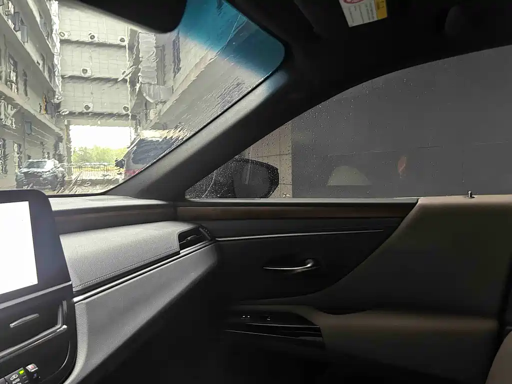 Lexus Lexus ES 2022 200 Luxury Edition 2023 - thumbnail 16