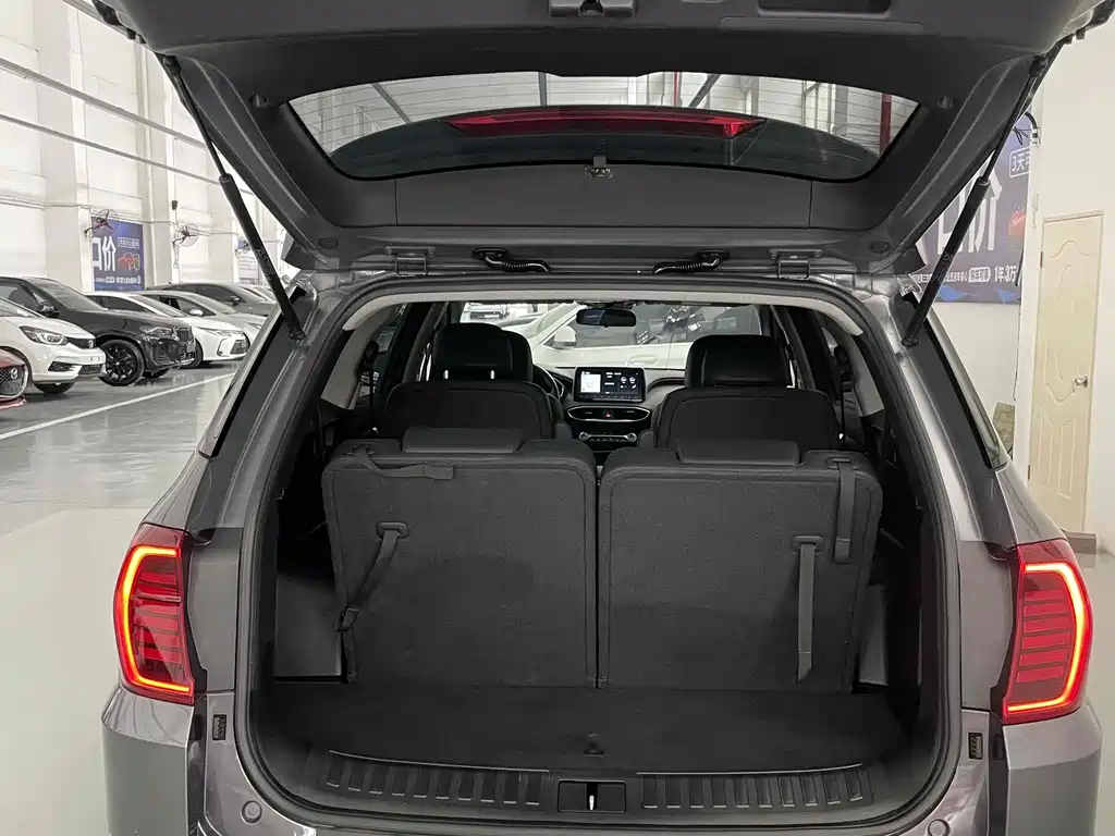 Hyundai Santa Fe 2020 380 TGDi Automatic 2WD GLS Luxury Edition 2021 - thumbnail 22