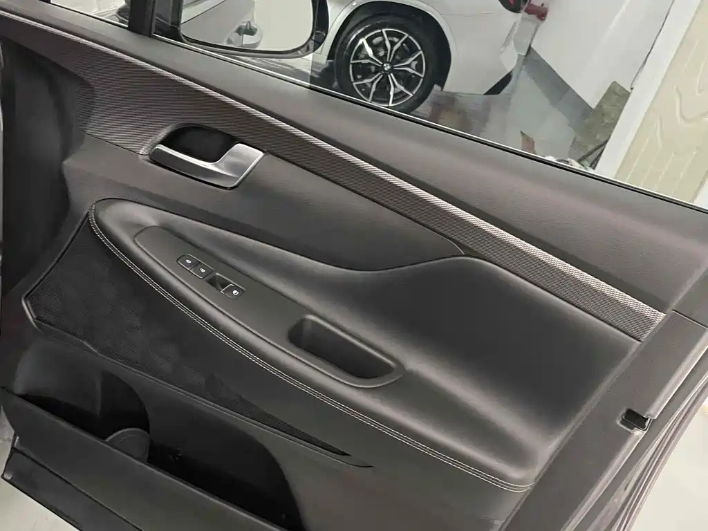 Hyundai Santa Fe 2020 380 TGDi Automatic 2WD GLS Luxury Edition 2021 - thumbnail 25