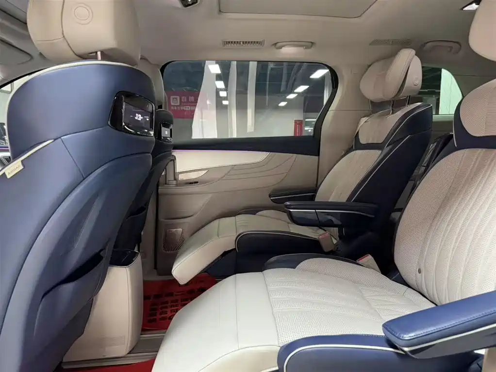 Roewe Roewe iMAX8 2021 400TGI Supreme Ultimate Edition 2022 - thumbnail 8
