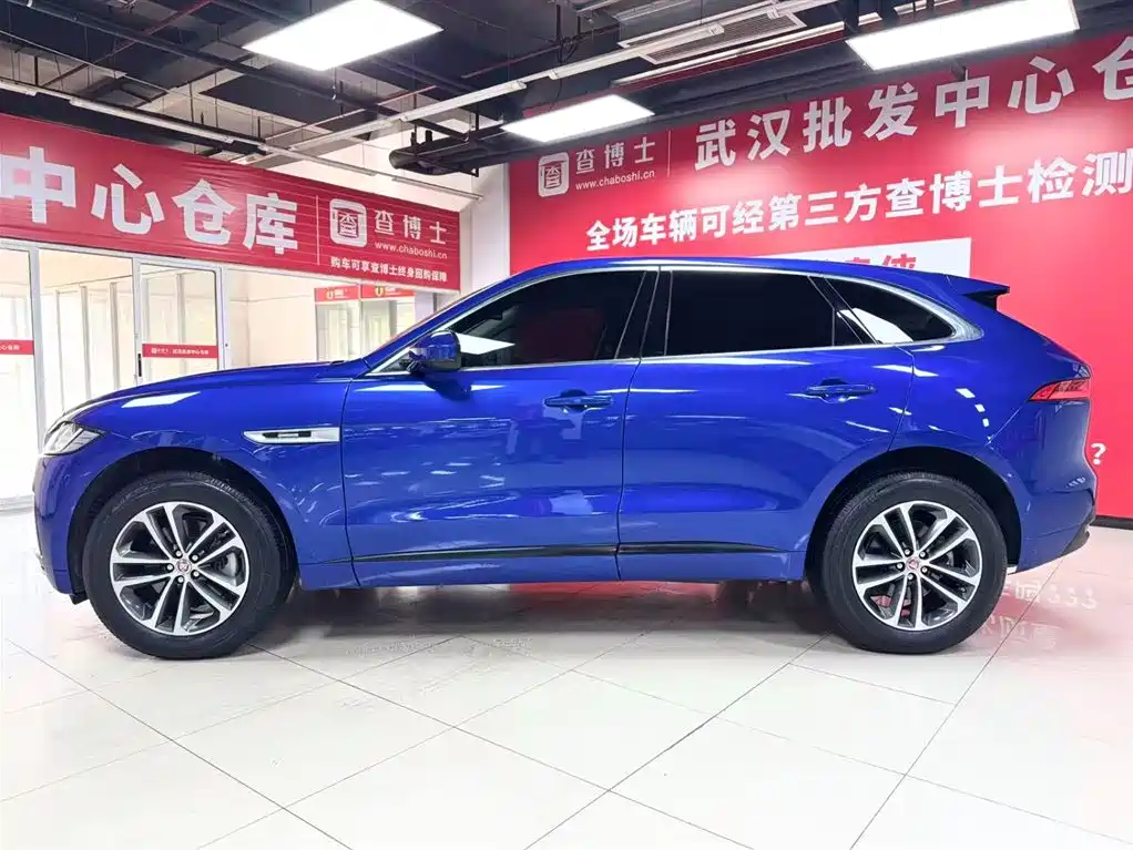 Jaguar Jaguar F-PACE 2019 2.0T AWD R-Sport 2019 - thumbnail 4