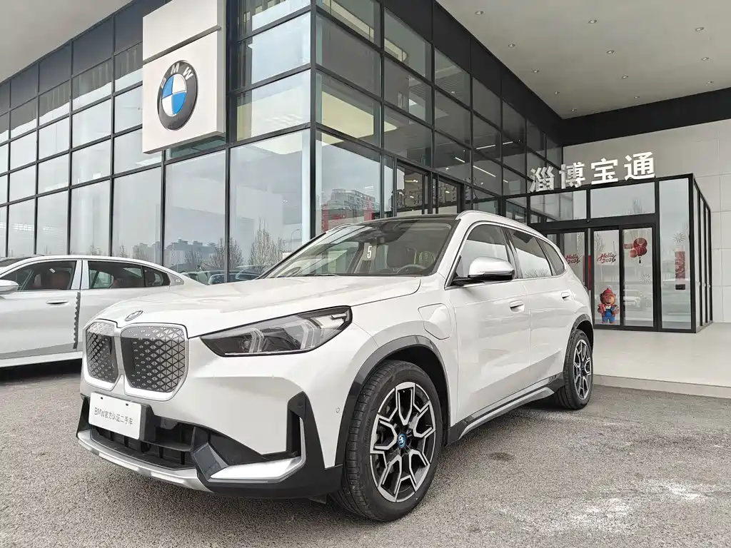 BMW BMW iX1 2025 xDrive30L X Design Package 2025 - thumbnail 3
