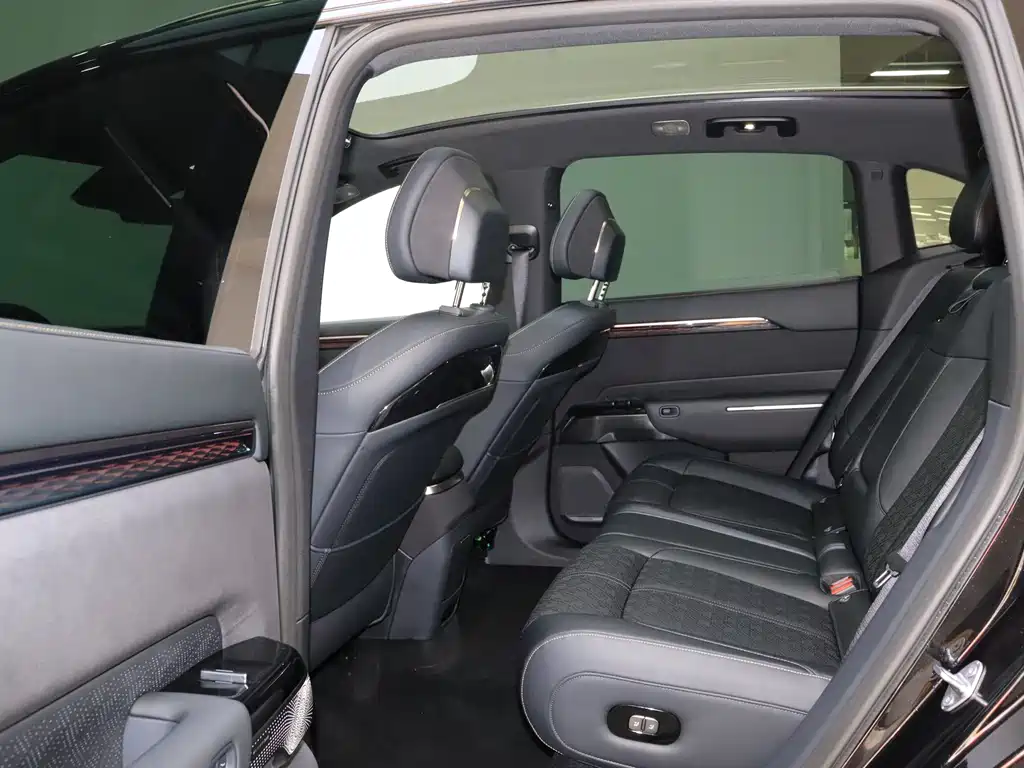 Zeekr Zeekr 7X 2025 Model 100kWh Long Range AWD Intelligent Driving Version 2024 - thumbnail 16