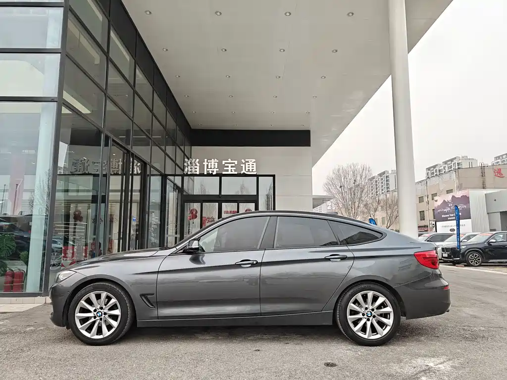 BMW BMW 3 Series GT 2017 320i Fashion Edition 2018 - thumbnail 13