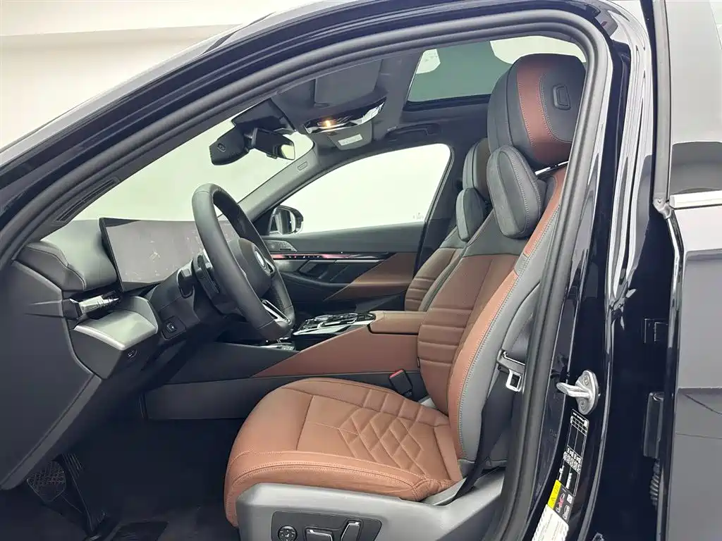 BMW BMW i5 2025 eDrive 40L M Sport Package 2025 - thumbnail 18