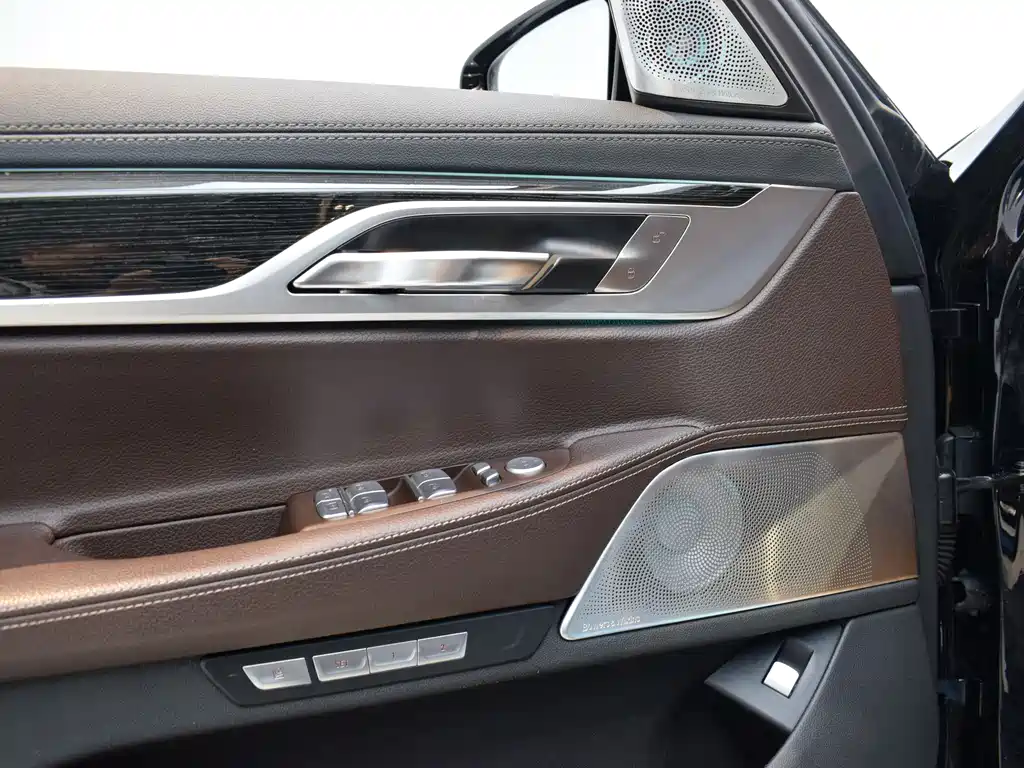 BMW BMW 7 Series 2018 730Li Leading Model M Sport Package 2018 - thumbnail 15