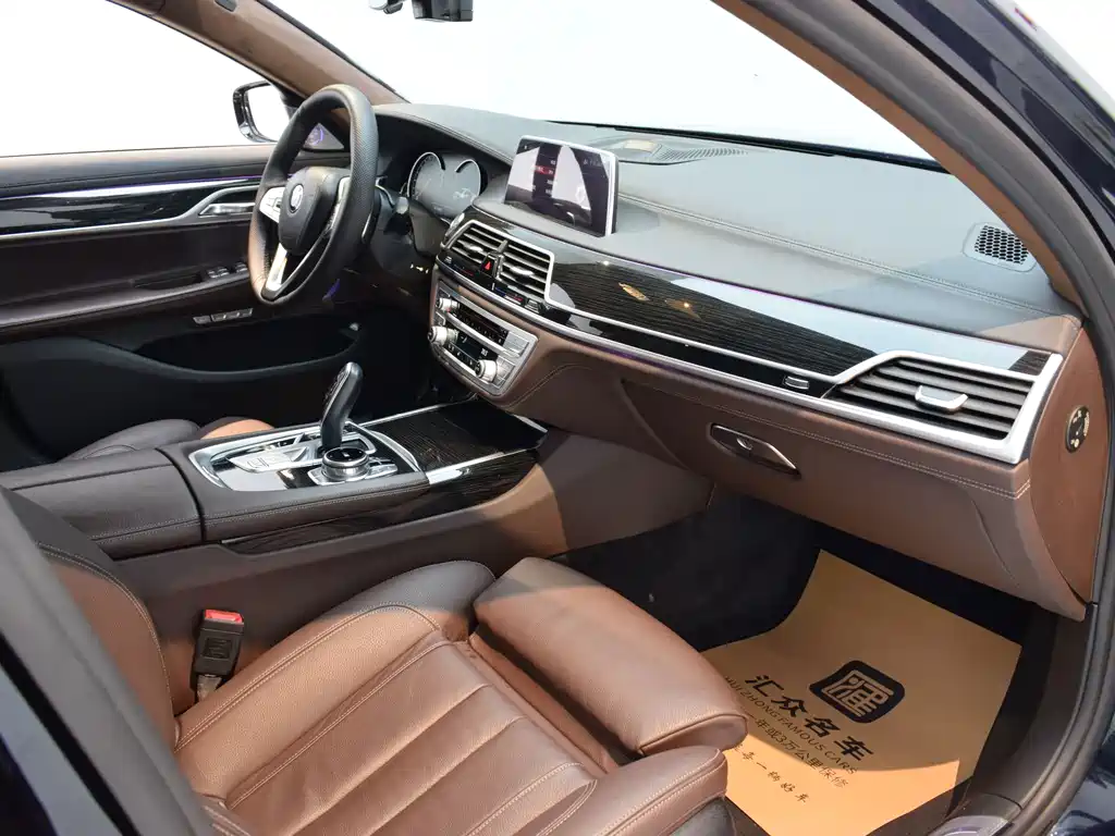 BMW BMW 7 Series 2018 730Li Leading Model M Sport Package 2018 - thumbnail 24