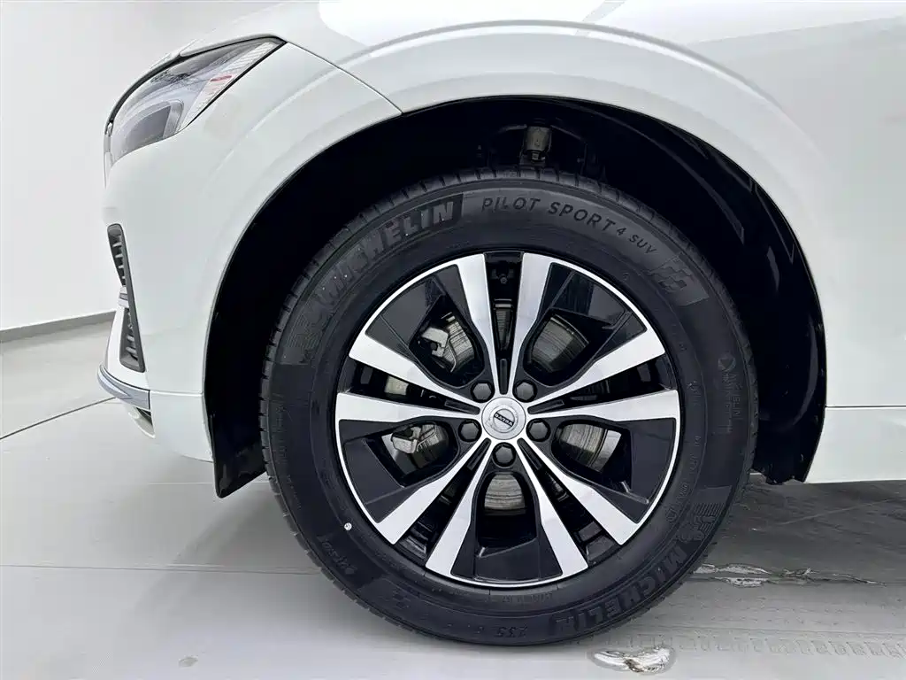 Volvo Volvo XC60 2024 B5 AWD Momentum Luxury Edition 2024 - thumbnail 29