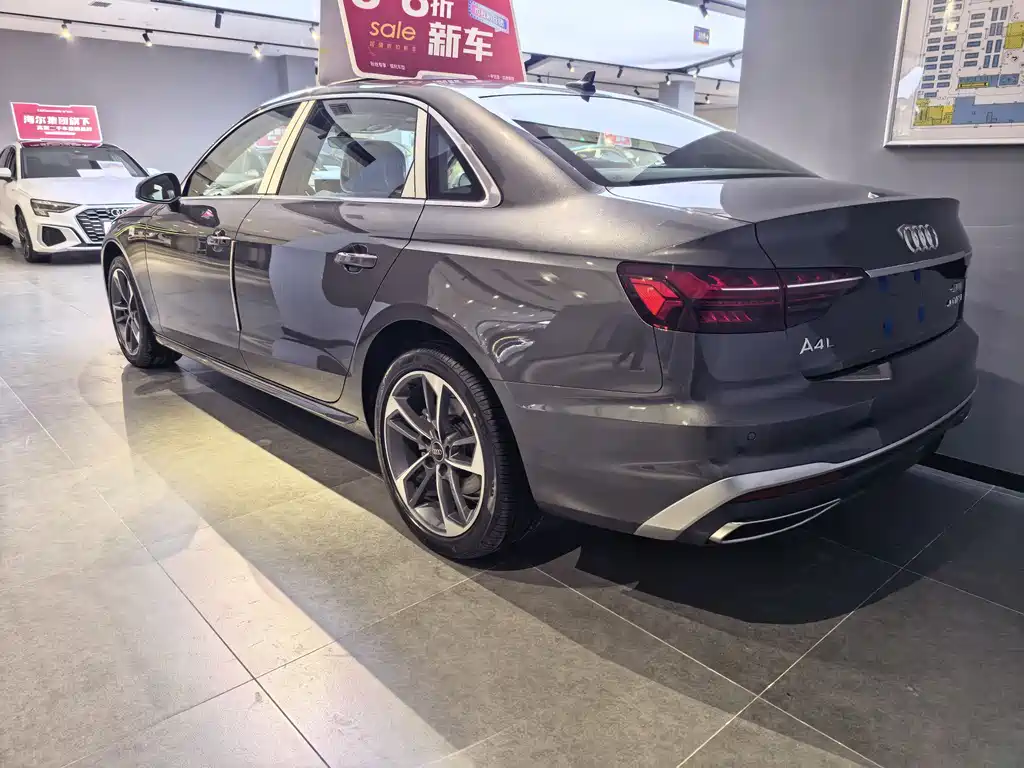 Audi Audi A4L 2025 2 Million Celebration Edition 40 TFSI Fashion Dynamic Model 2026 - thumbnail 6