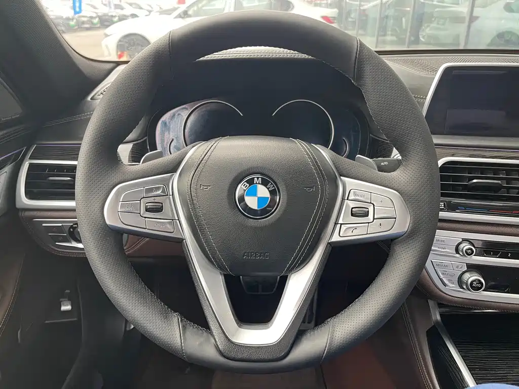 BMW BMW 7 Series 2018 730Li Premium M Sport Package 2018 - thumbnail 8