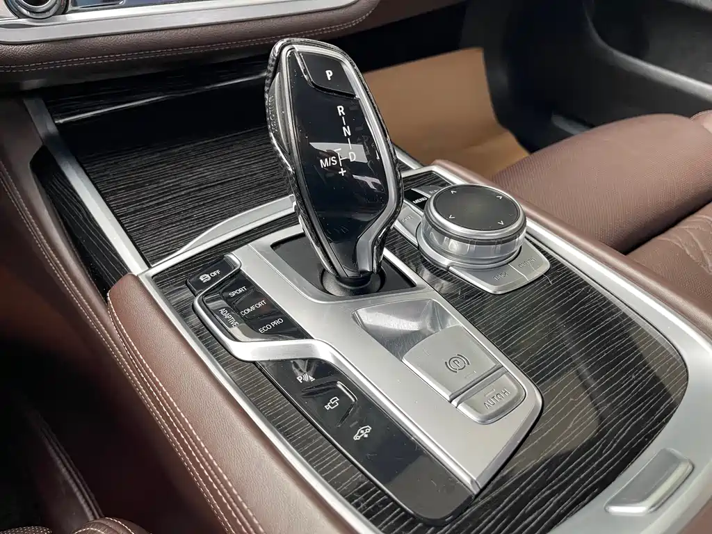 BMW BMW 7 Series 2018 730Li Premium M Sport Package 2018 - thumbnail 9