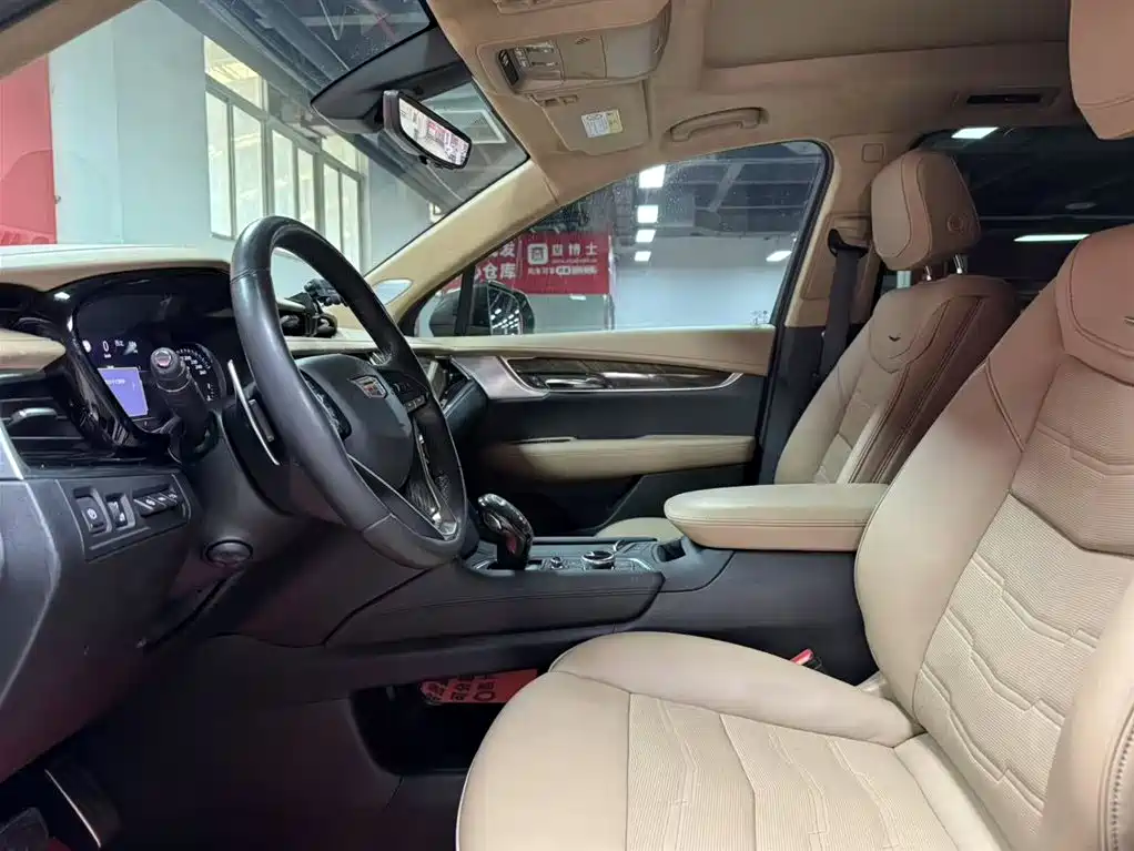 Cadillac Cadillac XT6 2020 28T Six-seat AWD Platinum Sport Edition 2020 - thumbnail 7